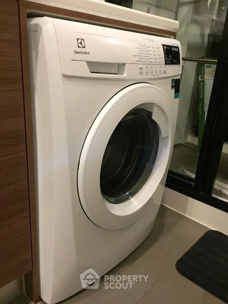  1 Bedroom Condo at The Tree Interchange-1