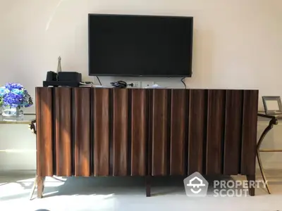 Fully Furnished 1 Bedroom Condo at Noble Ploenchit-2