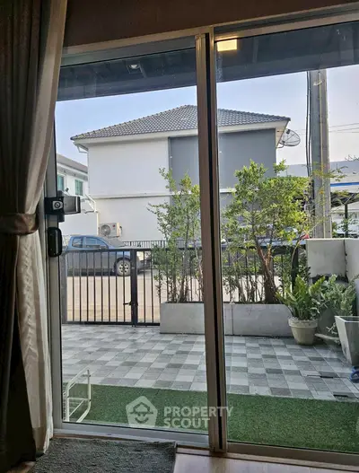 image_rental-27480242