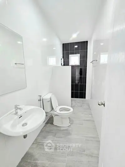 Modern bathroom with sleek design and elegant fixtures