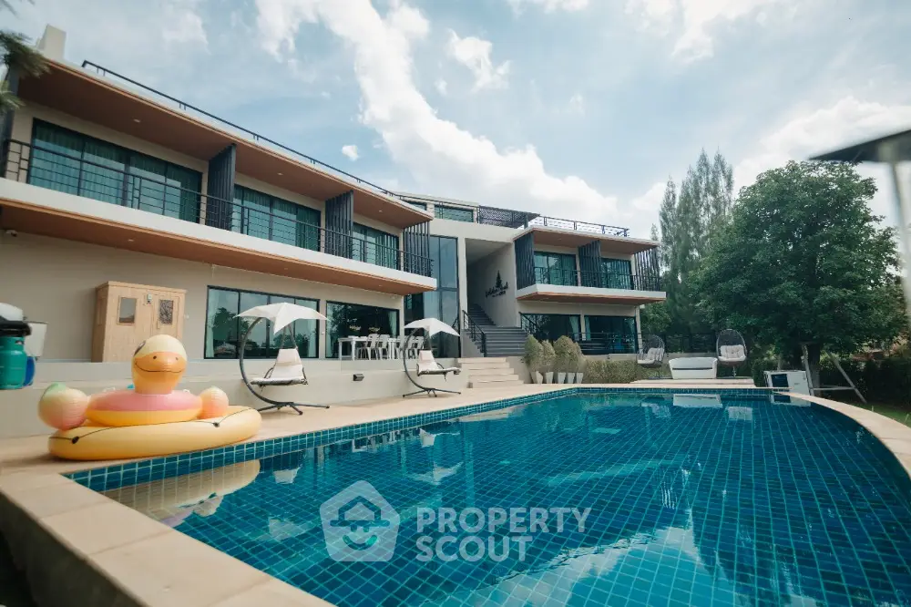 Luxurious modern villa with stunning pool and spacious outdoor area