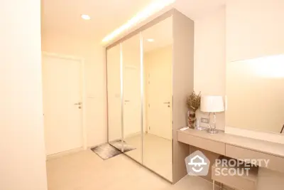  2 Bedrooms Condo -3