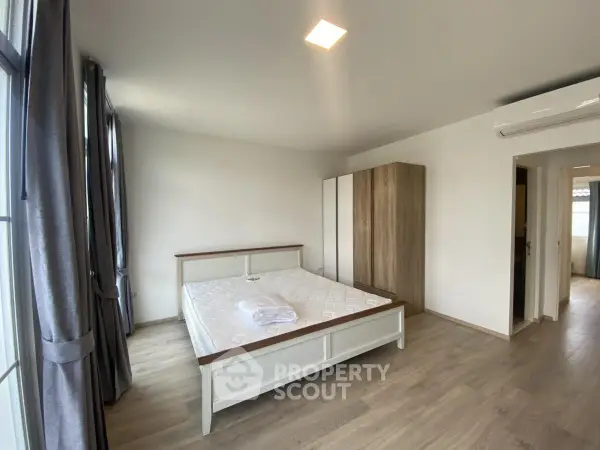 image_rental-30431988