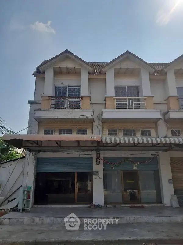 image_rental-30767671