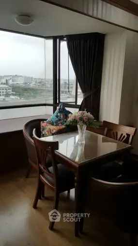 คอนโด 1-ห้องนอน ที่ จุลดิศ ริเวอร์ แมนชั่น คอนโดมิเนียม ใกล้ บางลําพู