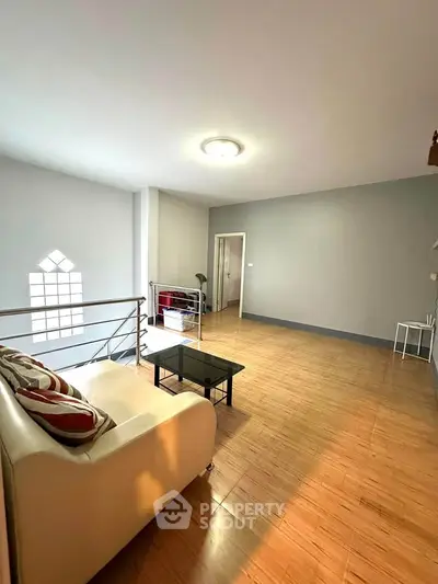 image_rental-27750686