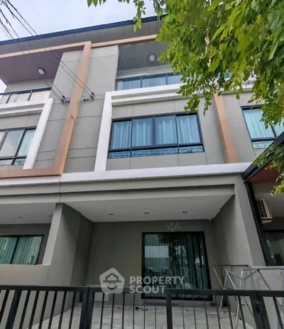 image_rental-27012488