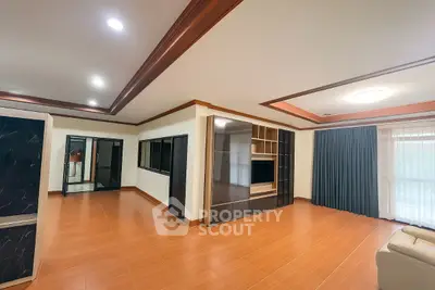 image_rental-29336900