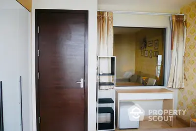  1 Bedroom Condo at Rhythm Ratchada Huaikwang-4