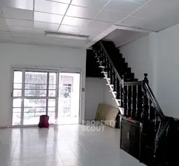 image_rental-8647974