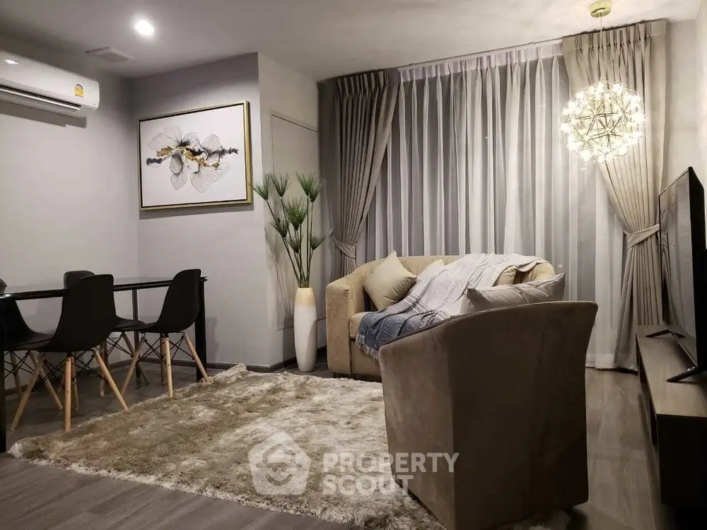  2 Bedrooms Condo at Ideo Mobi Sukhumvit-1