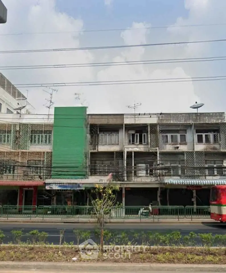 578275345_32369907075989770_4917417257073616458_n (1).jpg