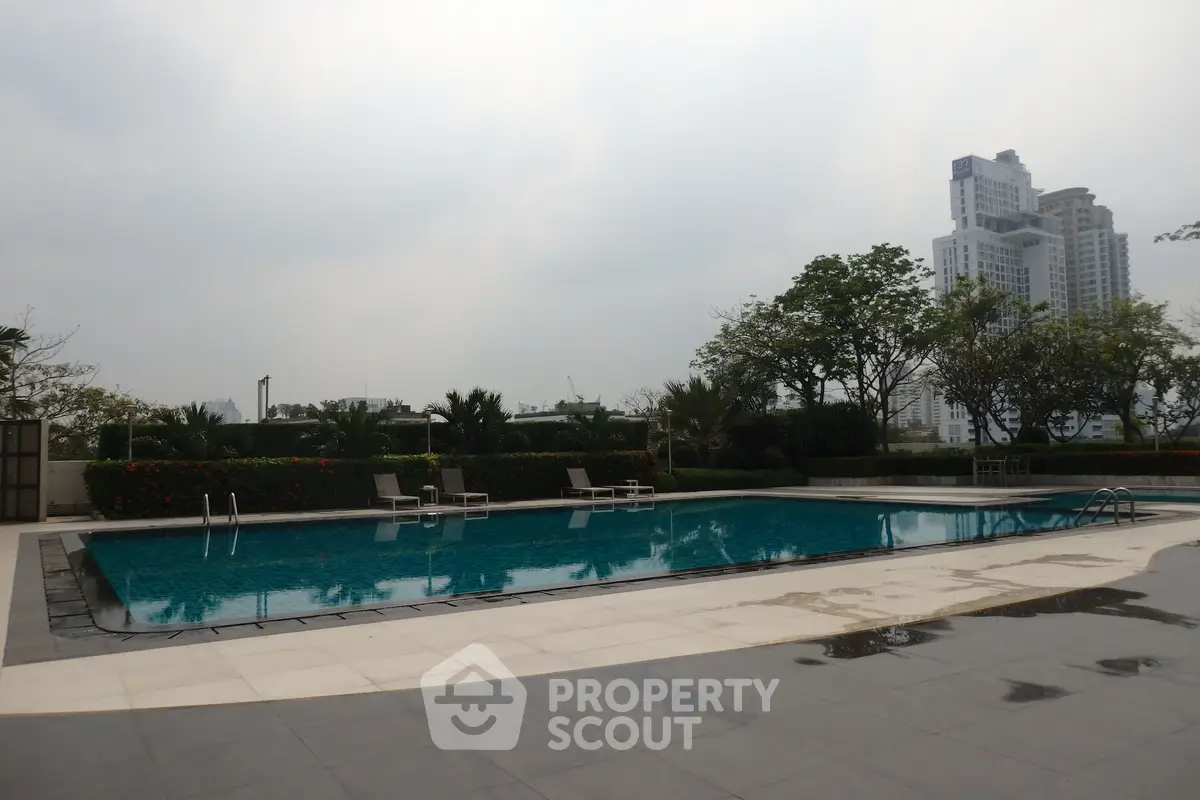 D.S. Tower 1 Sukhumvit 33