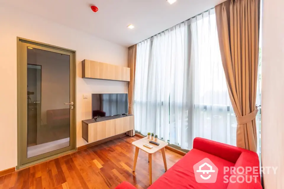 Fully Furnished 1 Bedroom Condo at Wish Signature Midtown Siam-1