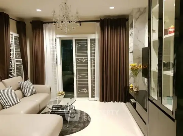 image_rental-26725161