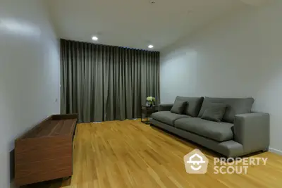  3 Bedrooms Condo -5