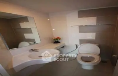 Modern bathroom with sleek fixtures and elegant design