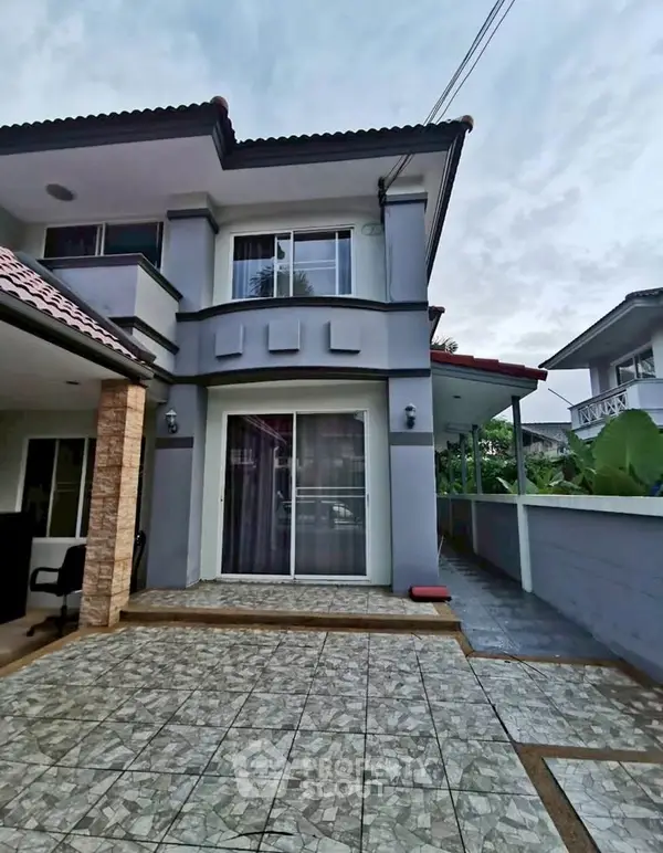 image_rental-30192578