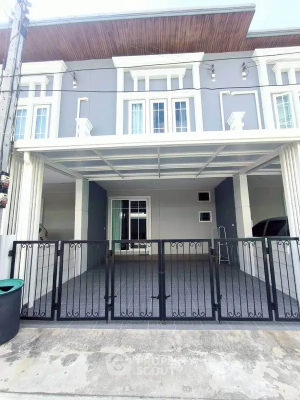 image_rental-29624112