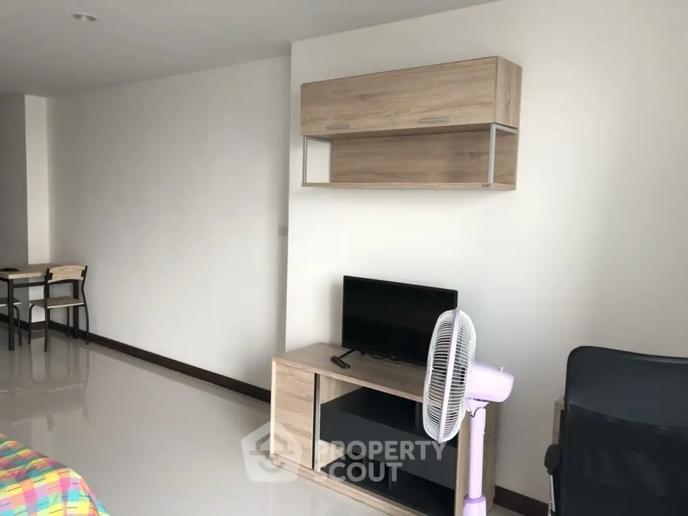  1 Bedroom Condo at Supalai Prima Riva Rama 3 Narathiwas-1