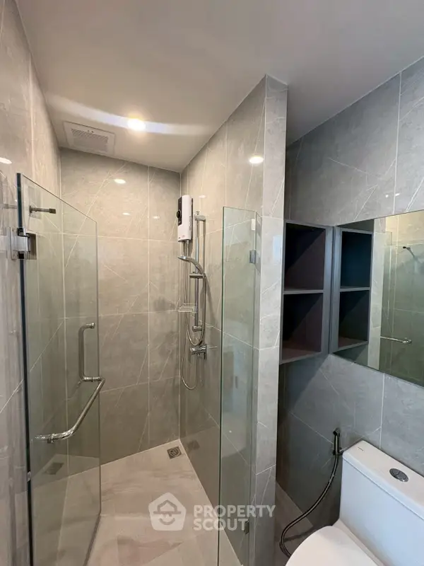 image_rental-27875360