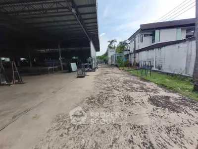 Spacious industrial property with ample outdoor space and modern facilities.