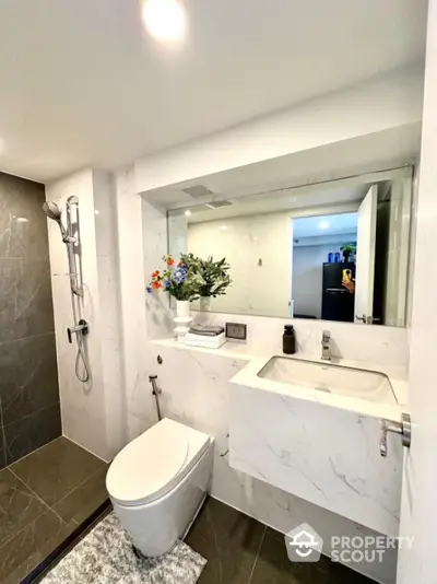 Modern bathroom with sleek design and elegant fixtures