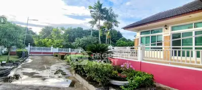 Charming suburban home with lush garden and spacious driveway