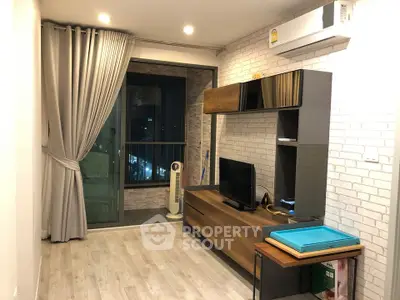 Fully Furnished 1 Bedroom Condo at Ideo Mobi Charan Interchange-4