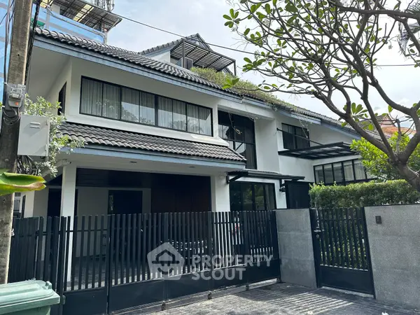 image_rental-30385345