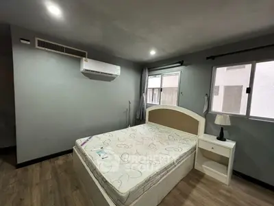 image_rental-29638277