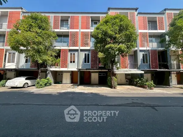 image_rental-30426054