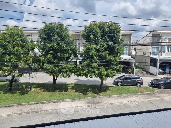 image_rental-5998555