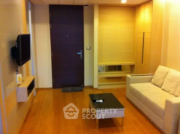 image_rental-5263339