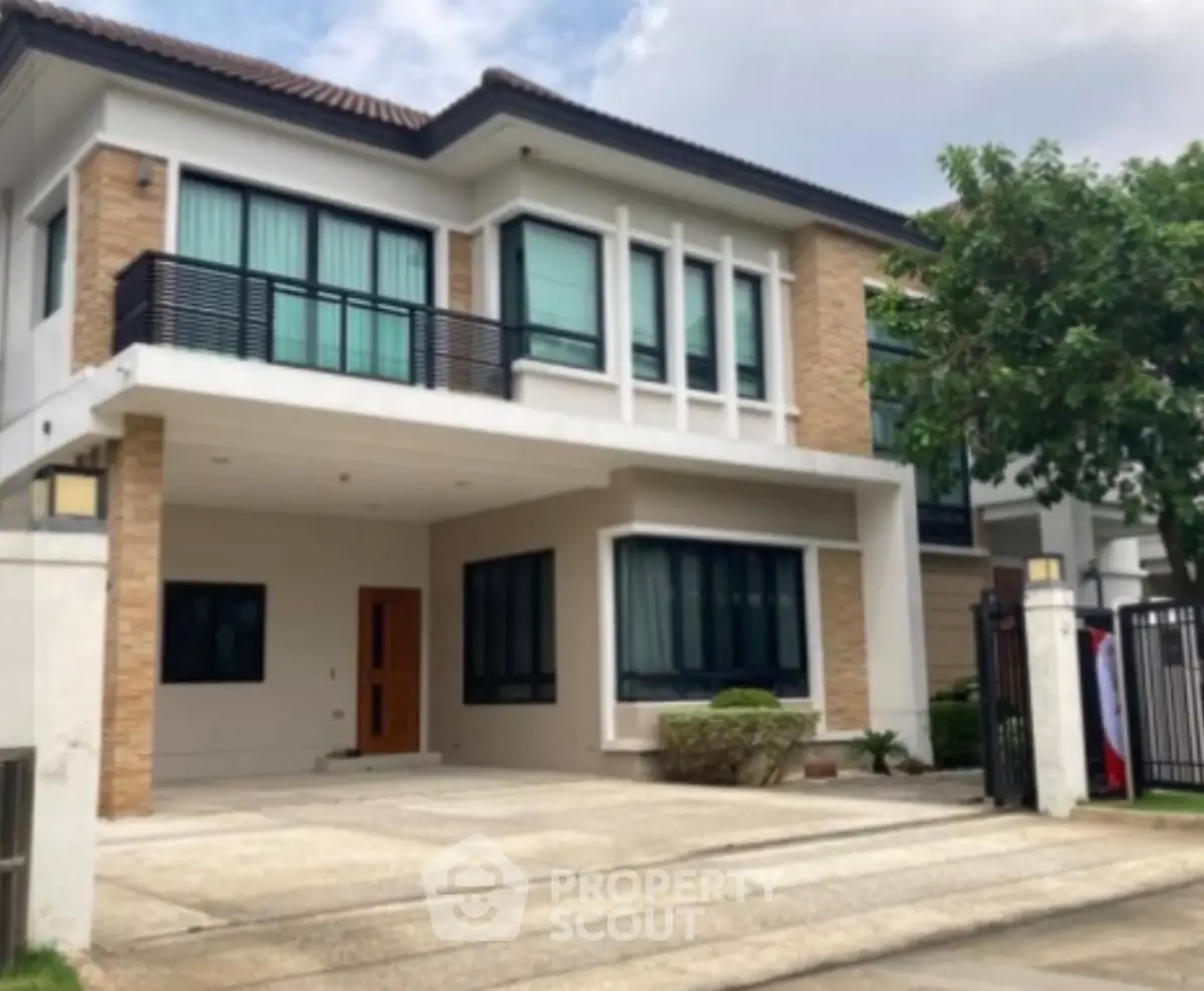 Screenshot 2568-12-24 at 22.02.52.jpg