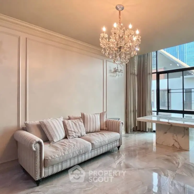  2 Bedrooms Condo at Amanta Ratchada-2