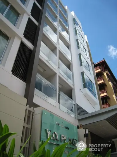  1 Bedroom Apartment at Y O Place-2