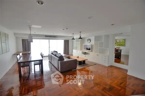 image_rental-8440038