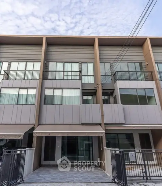 image_rental-23272700