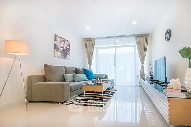 Fully Furnished 3 Bedrooms Apartment at RQ Residence-2