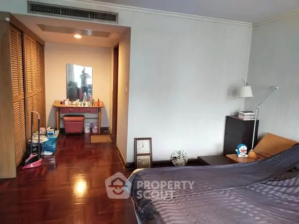 image_rental-30484215