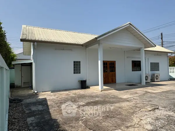 image_rental-30837431