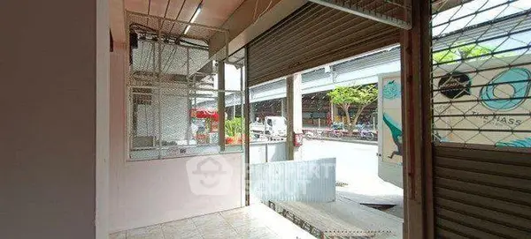 image_rental-7693279