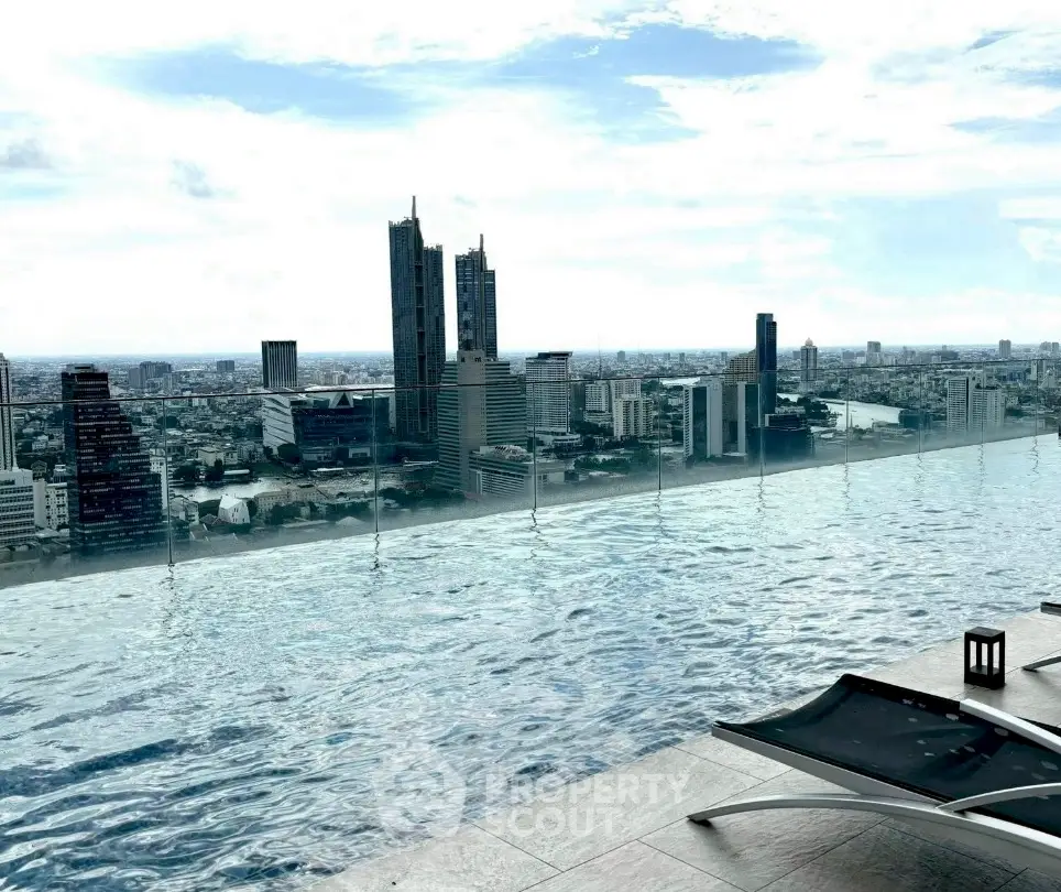 Screenshot 2569-03-13 at 22.06.21.jpg