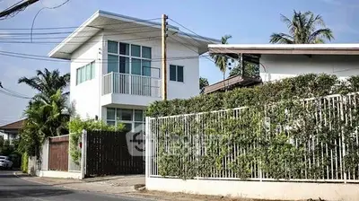 image_rental-30644123