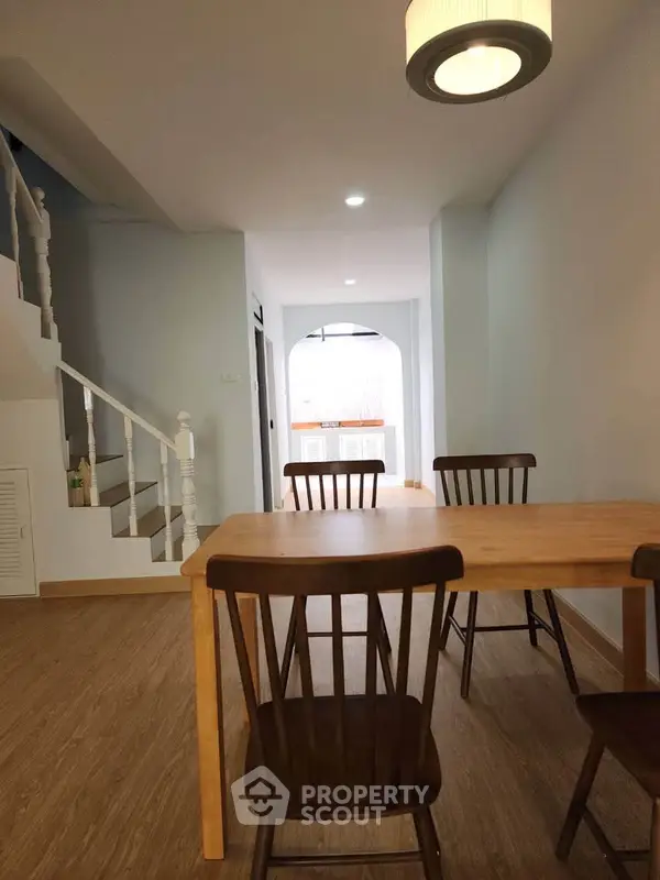 image_rental-29041154