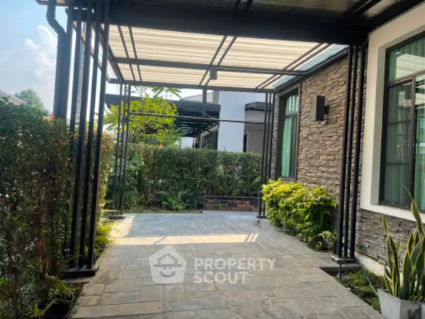 image_rental-7458264