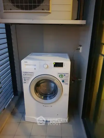  1 Bedroom Condo at Blocs 77-3