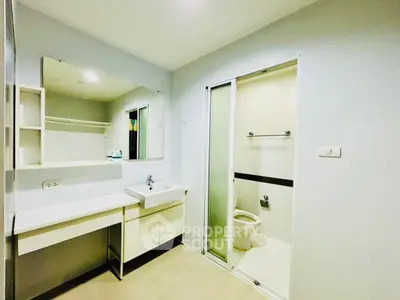 Modern bathroom with sleek design and spacious layout