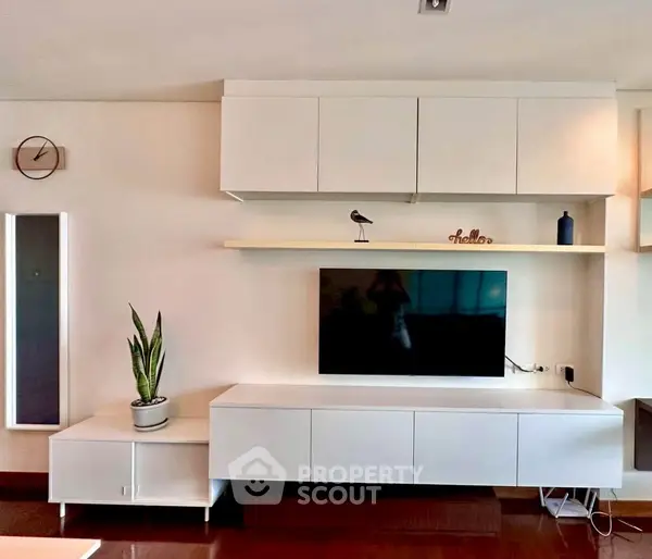 image_rental-29438092